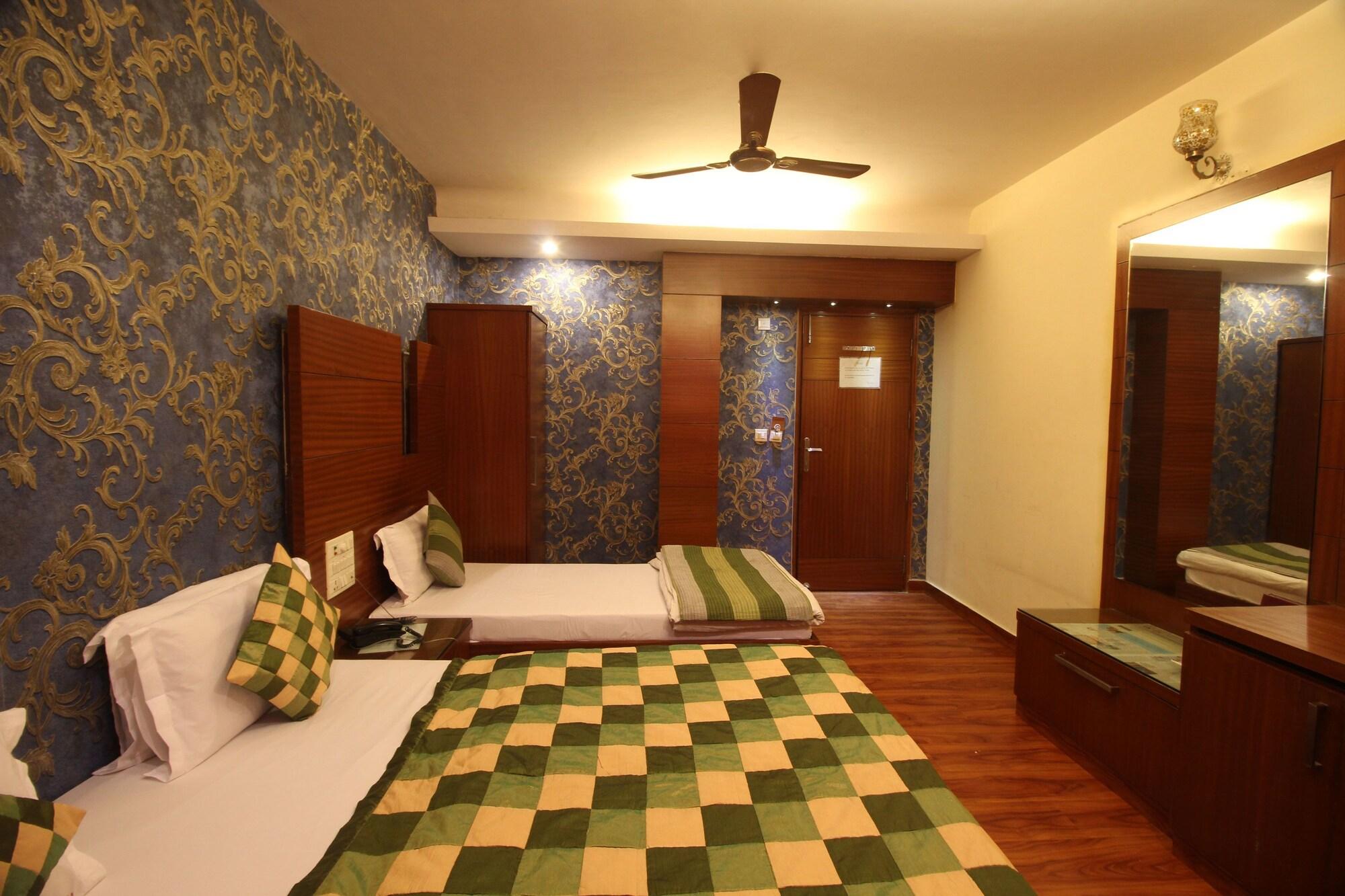 Hotel Vanson Villa - Near Connaught Place New Delhi Bagian luar foto
