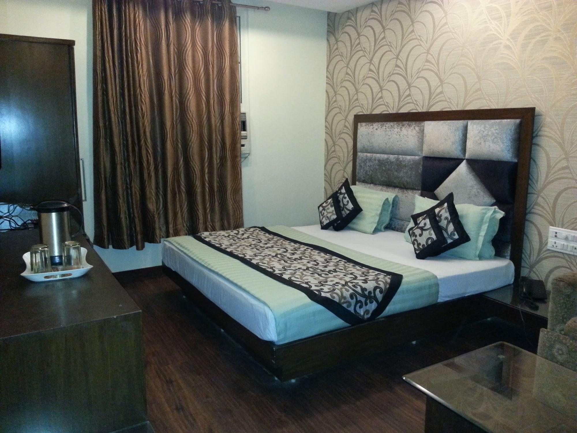 Hotel Vanson Villa - Near Connaught Place New Delhi Bagian luar foto
