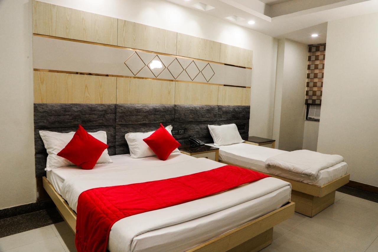 Hotel Vanson Villa - Near Connaught Place New Delhi Bagian luar foto