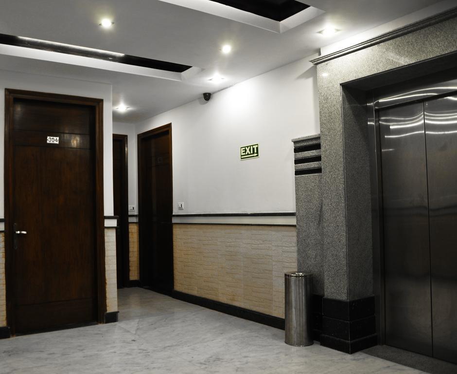 Hotel Vanson Villa - Near Connaught Place New Delhi Bagian luar foto